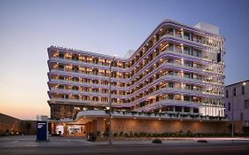 Star Bay Residence Sihanoukville - 400M To Sokha Beach